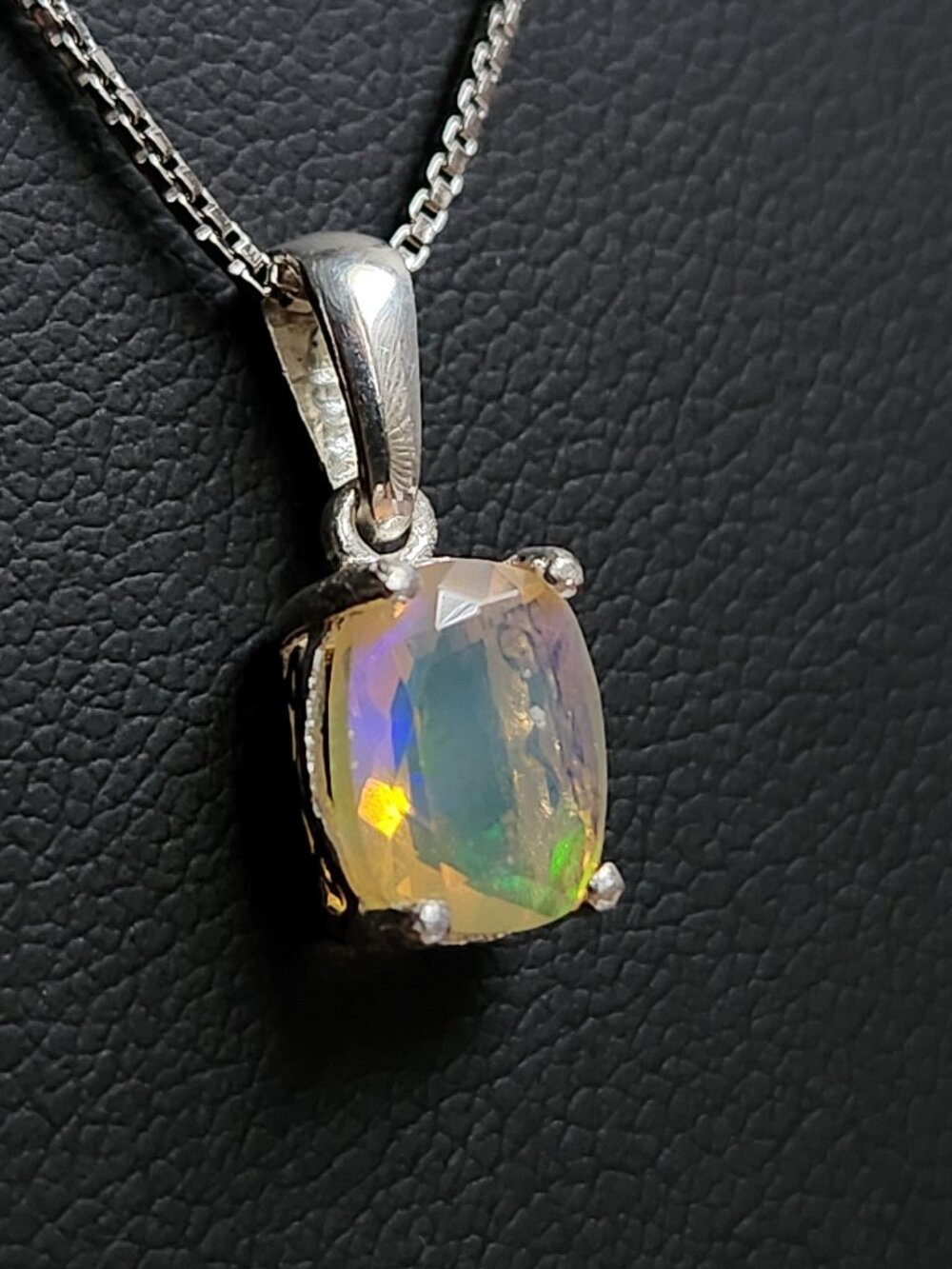 VTG Natural Genuine Ethiopian Fire Opal Necklace 925 Italy 30” Chain Very Clear!